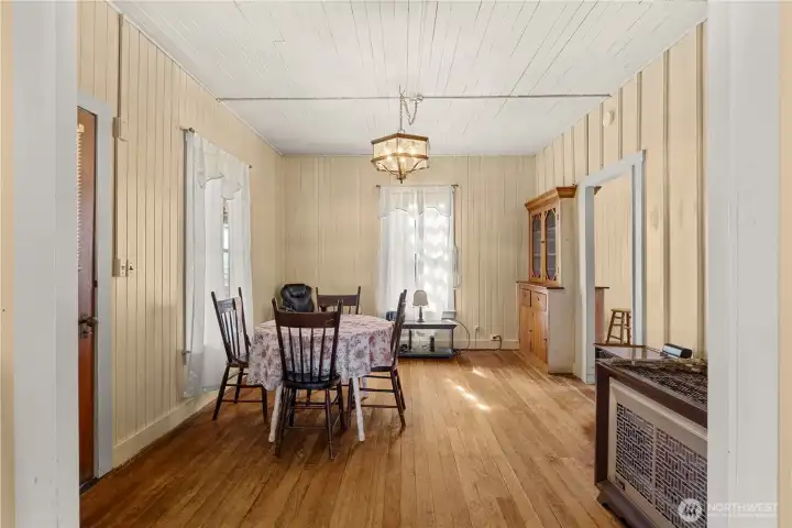Dining room 1