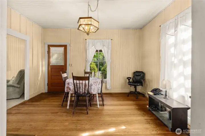 Dining room 2