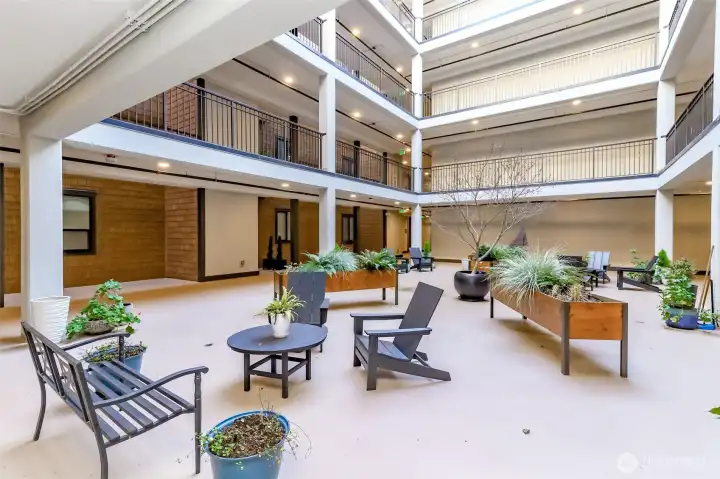 Court yard is on the same floor as the unit (5th)