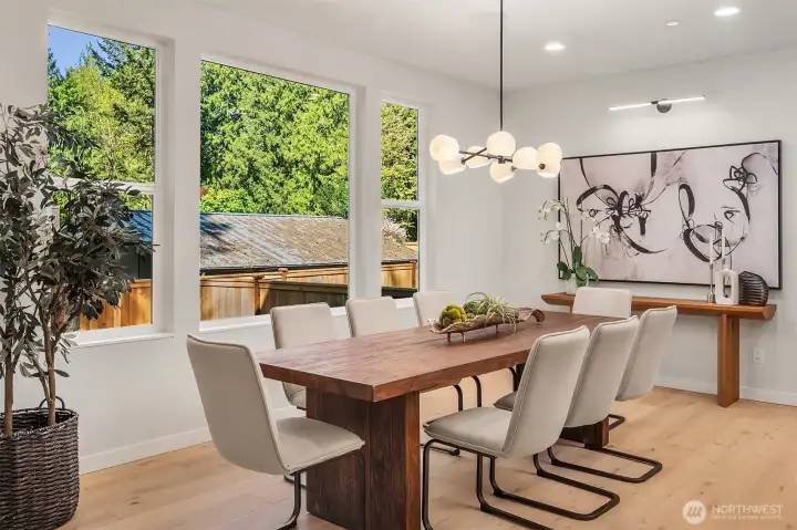 Photos of previously staged home.