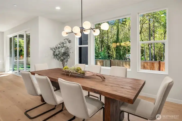 Photos of previously staged home.