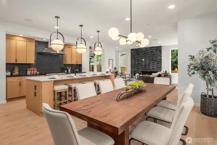 Photos of previously staged home.