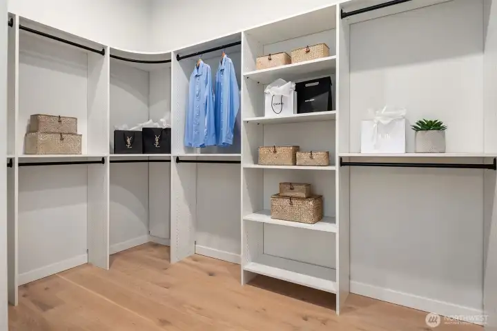 Photos of previously staged home.