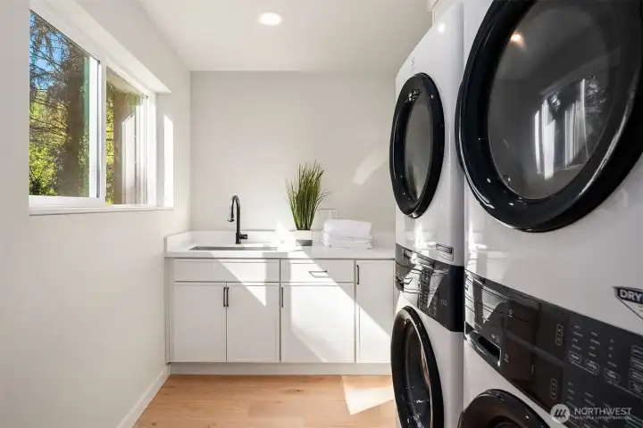 Photos of previously staged home.