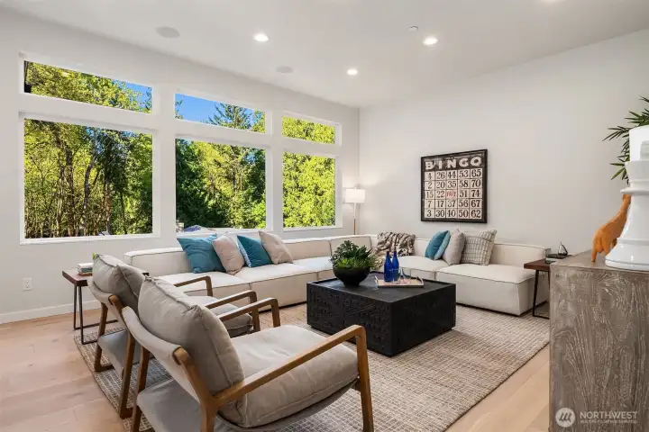 Photos of previously staged home.