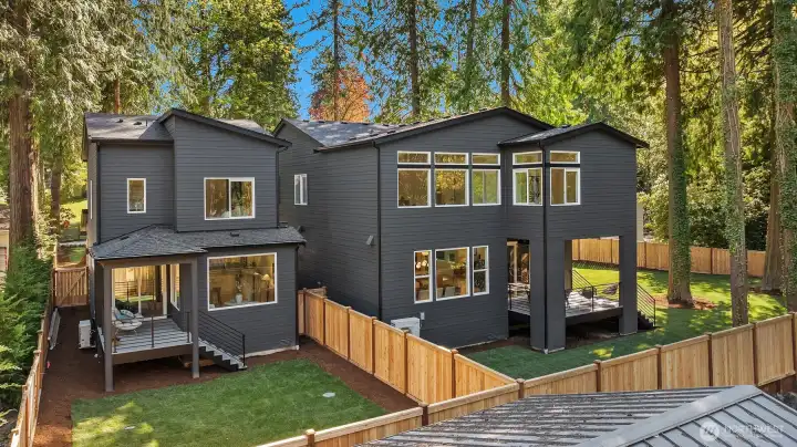 Photos of previously staged home.