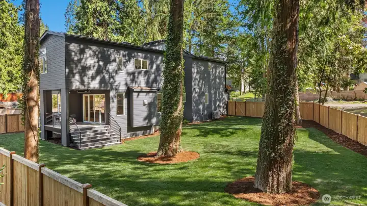 Photos of previously staged home.