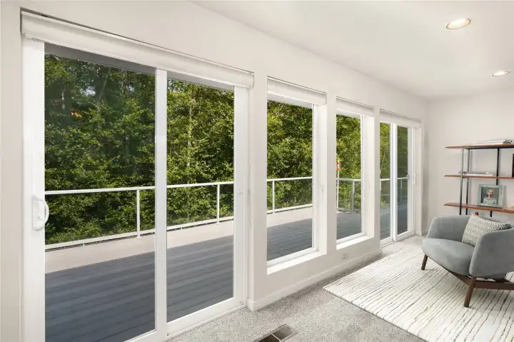 Extra space behind the great room. Can be an office, library, or sunroom,