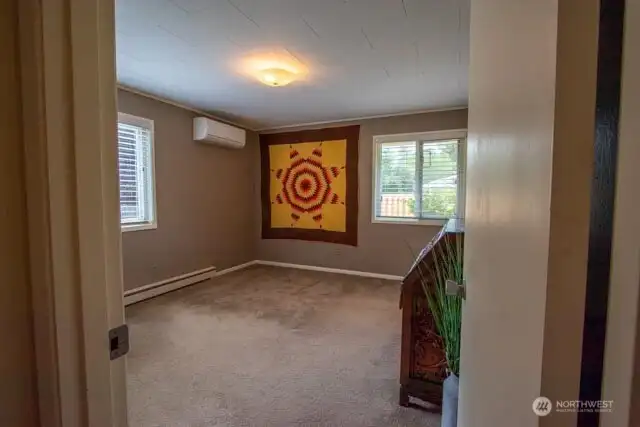 Primary bedroom (4)