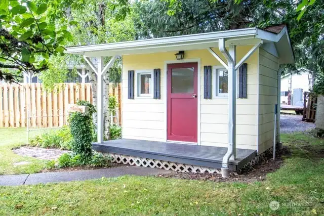 Another view of one-of-a-kind Vintage Cottage!