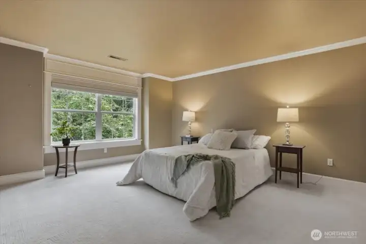 2nd bedroom on upper, w2w carpet, walk-in closet, ensuite bath w/ jack-&-jill sinks 2nd bedroom on upper, w2w carpet, walk-in closet, ensuite bath w/ jack-&-jill sinks