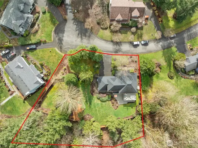 Property lines extend beyond the fence.