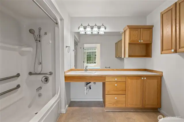 Full bathroom