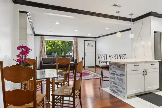 Light-filled living spaces