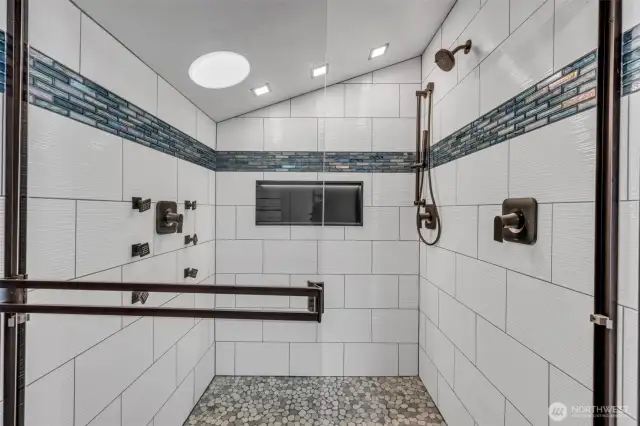 Custom shower with 6 additional body sprays!