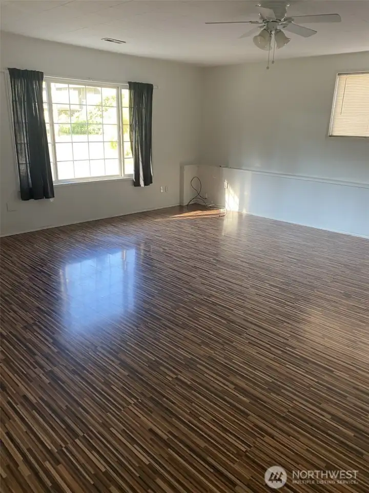 Large family room!
