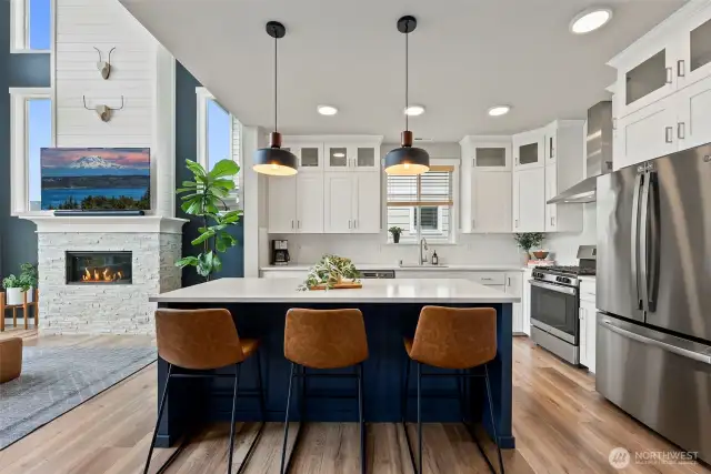 Custom Cabinets to Ceiling