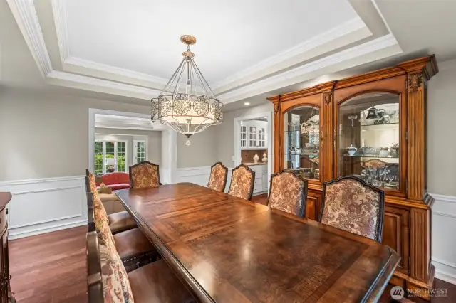 Formal Dining