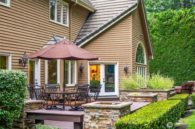 Lots of deck space for entertaining