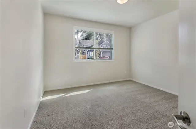 Photos are sample photos of a previously built Elbe plan in the community.
