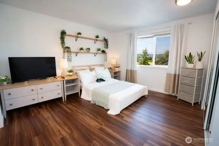 Primary bdrm