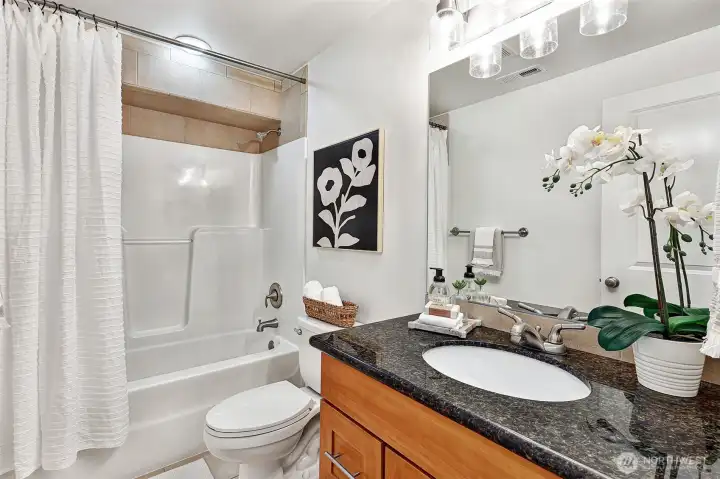2nd level bathroom