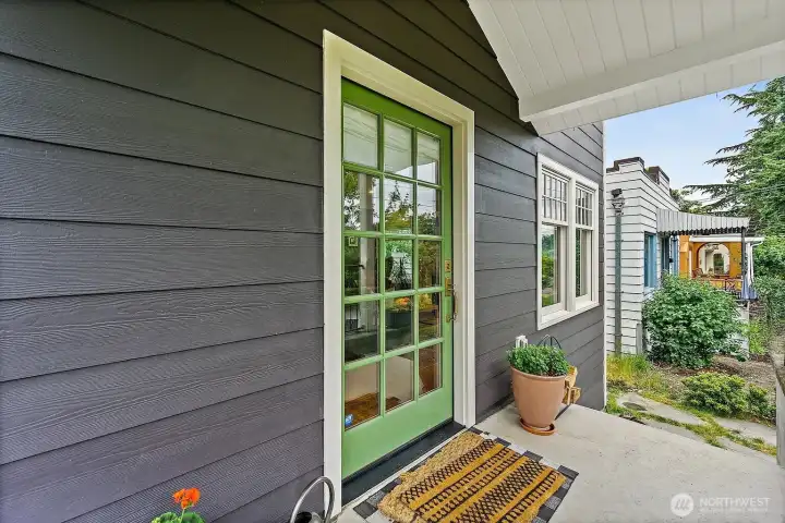 Main Level - Entrance