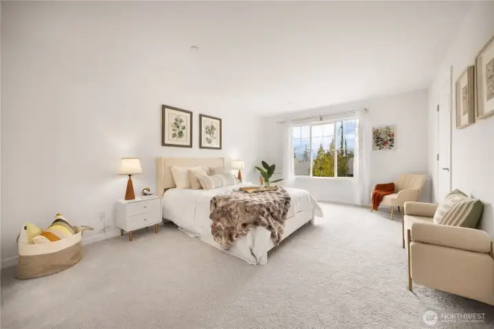 Spacious primary ensuite.