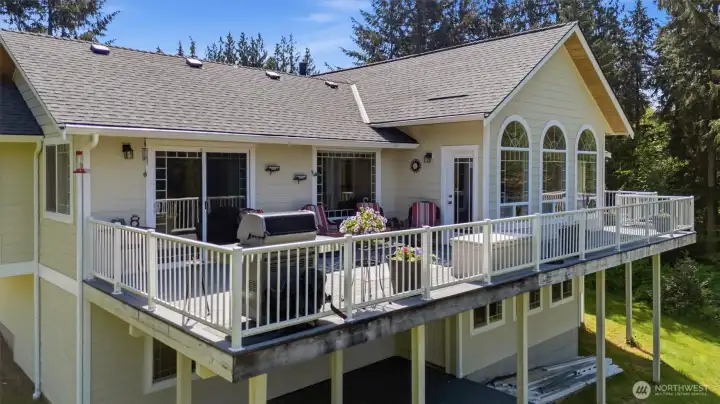 Lots of room for entertaining and taking in the sunsets or stormy skies.