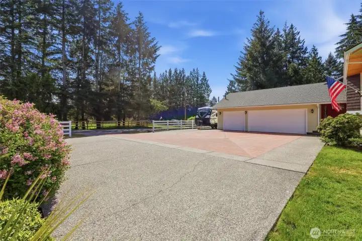 Plenty of parking for your gatherings.