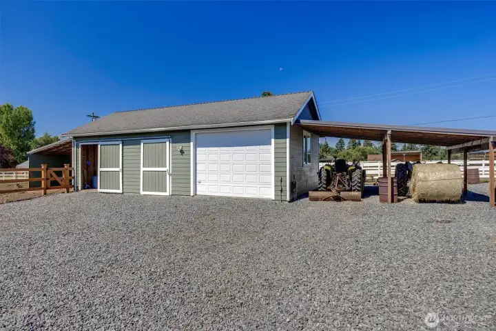 Lots of space for your toys!
