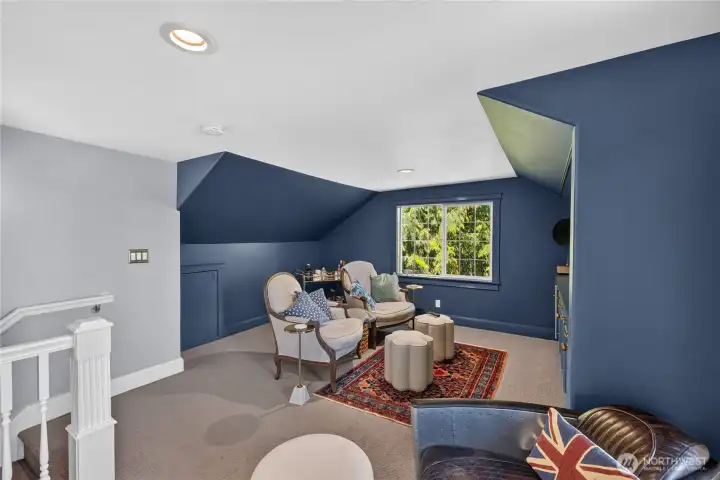 Upstairs bonus room