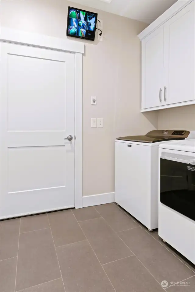 And a grand spacious laundry room to boot!