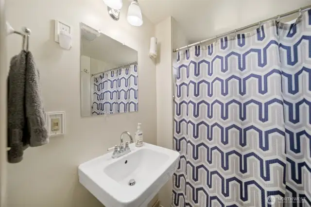 3/4 bath with large walk-in shower.