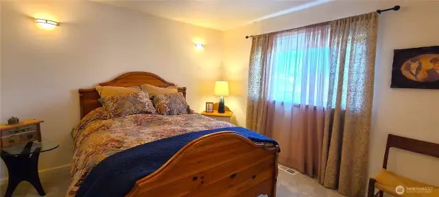 2nd Primary Bedroom