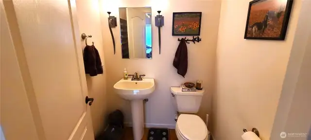 1/2 Bath