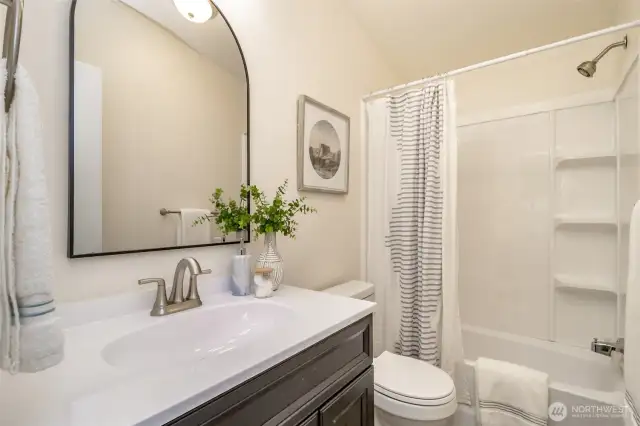 The full bath has all new elements.