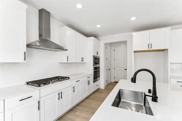 Photo from same floor plan - finishes may vary
