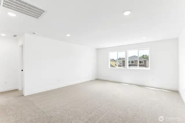 Photo from same floor plan - finishes may vary