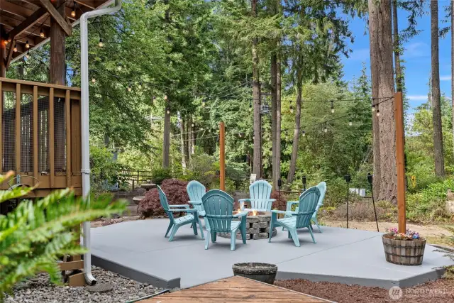 Lovely firepit area