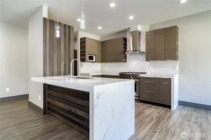 Quartz counters with waterfall edges