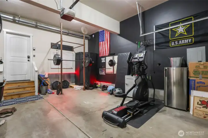 Massive garage! Workout system can stay!