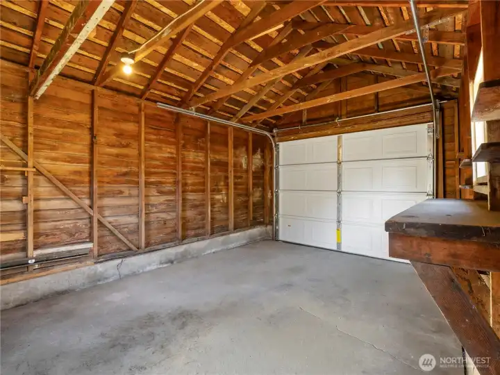 The single extra garage gives you extra stirage.