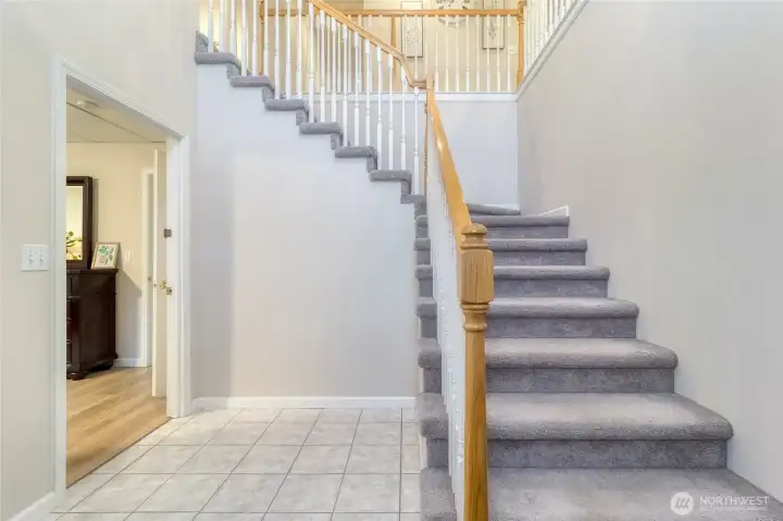 Foyer/Entrance to Room 4