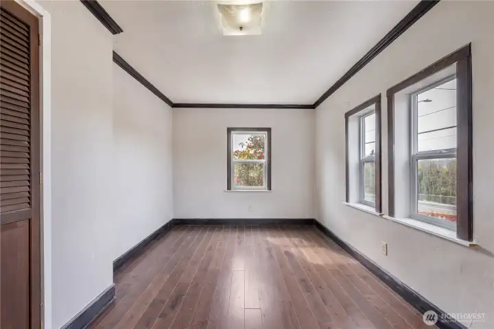 4th bedroom on main w/closet and french doors