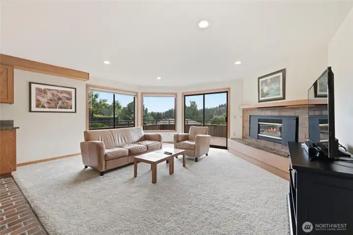 Step into the family room and enjoy the beautiful views and natural light. Step into the family room and enjoy the beautiful views and natural light.