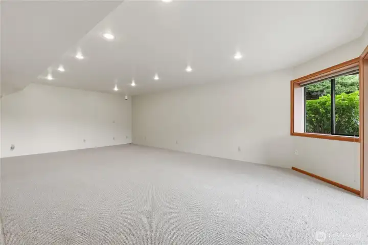 Different views of the spacious daylight basement highlight its versatility Different views of the spacious daylight basement highlight its versatility