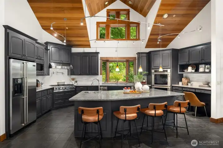 Chef's kitchen, recently refinished.