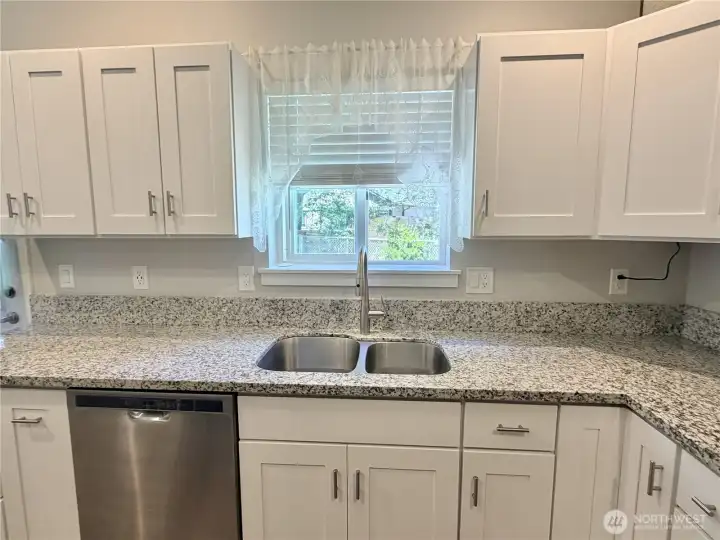 Plenty of granite counter space in the kitchen
