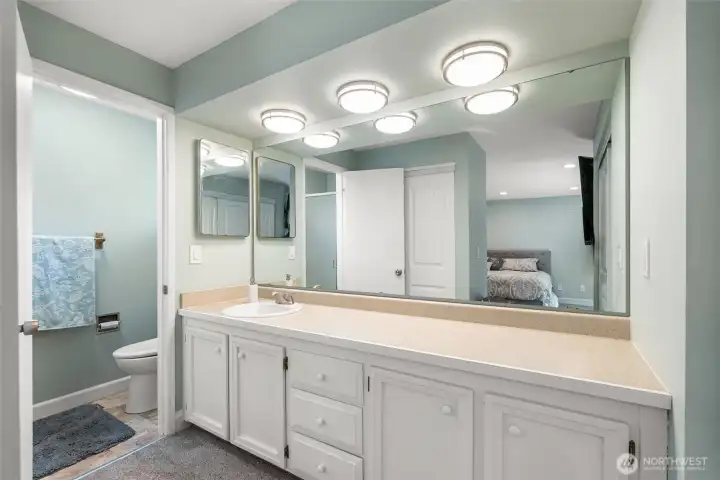 Enjoy a 3/4 bath en suite with two-closets featuring new closet doors. Enjoy a 3/4 bath en suite with two-closets featuring new closet doors.